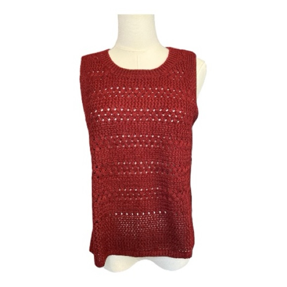 EUC The General Good burgundy crochet sleeveless sweater vest – medium petite